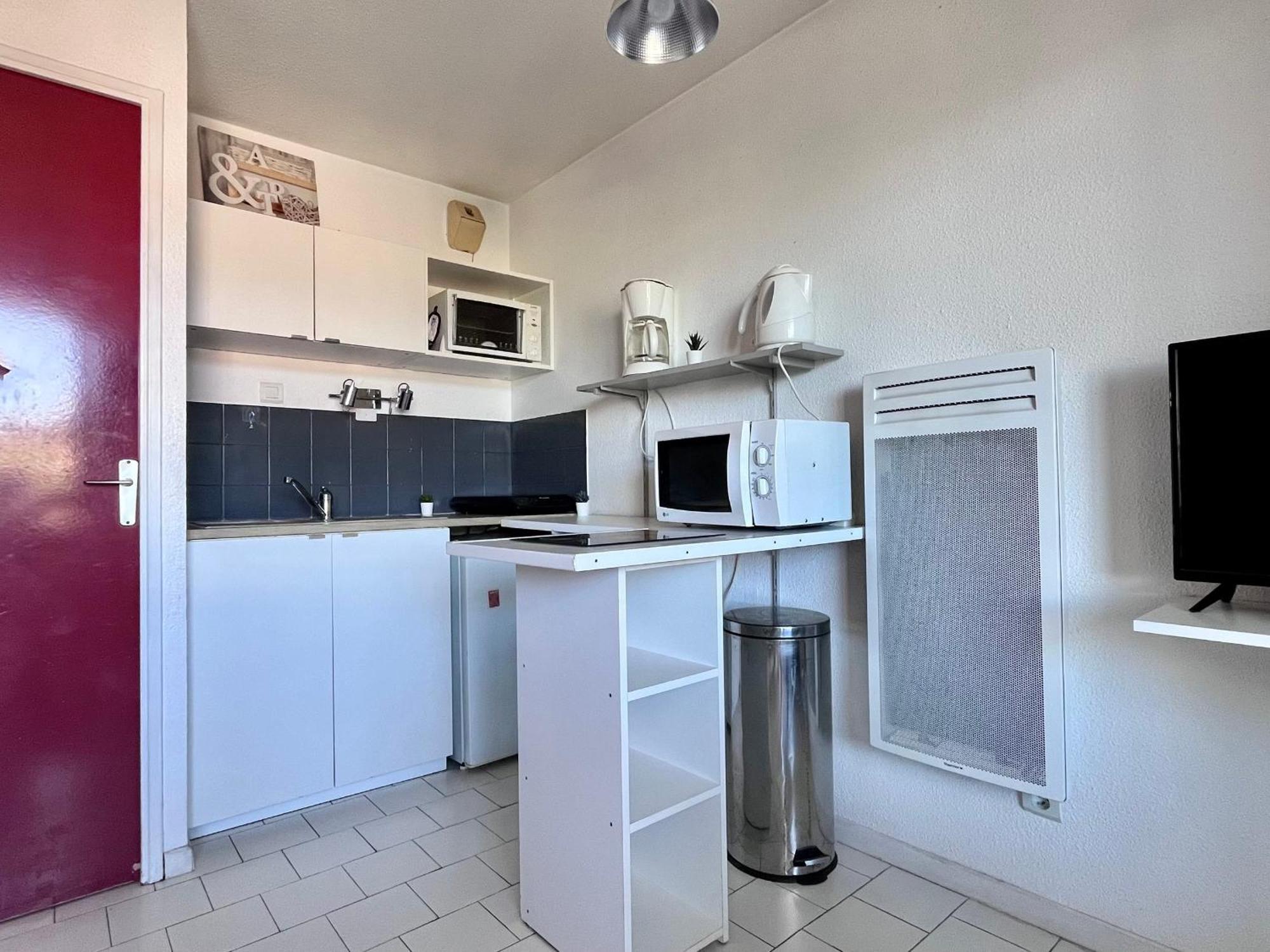 Studio Cabine A 300M De La Plage Avec Loggia Vitree - Fr-1-338-428 Sète Exterior foto